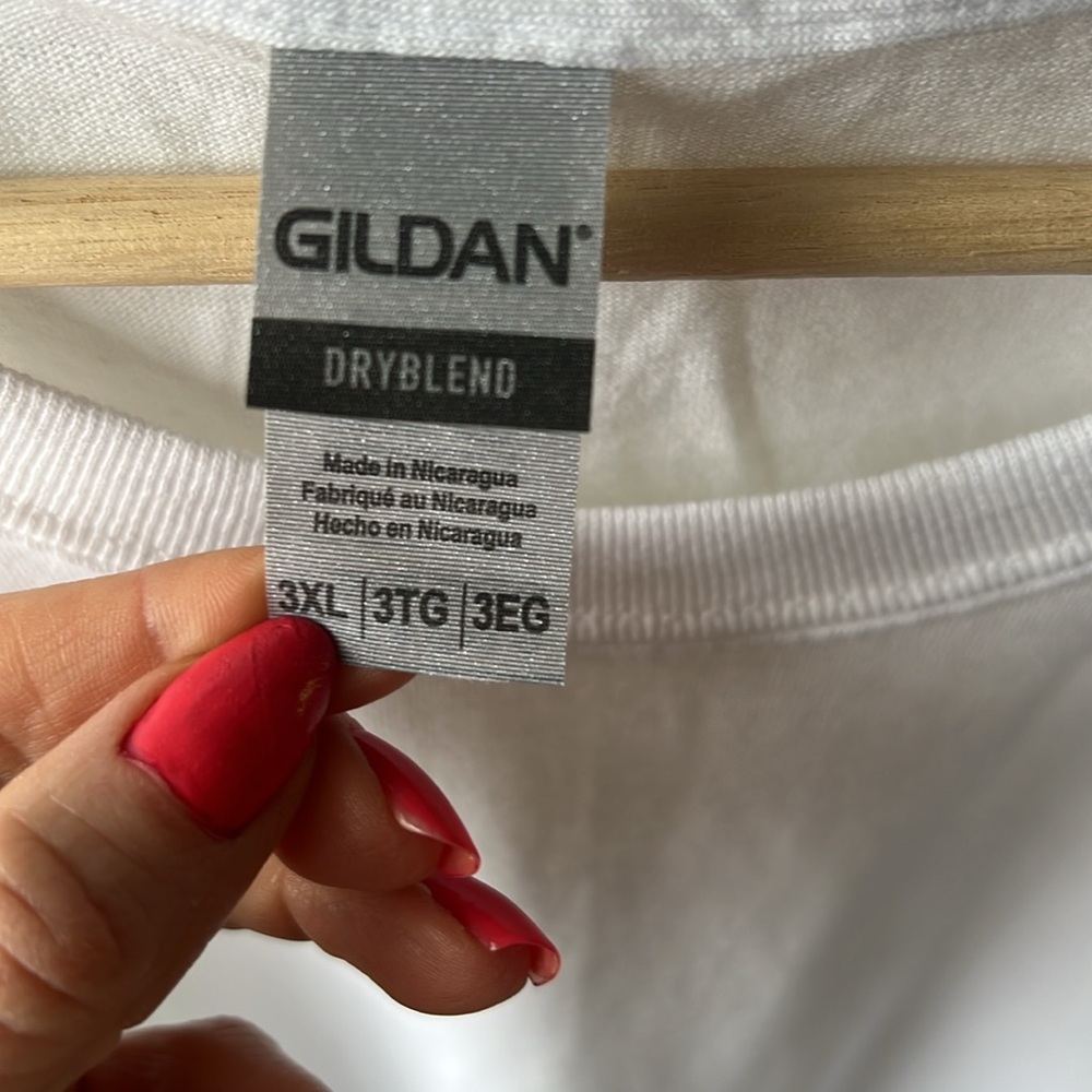Gildan Men’s NWOT Dryblend 3 White Tee’s - Picture 2 of 3